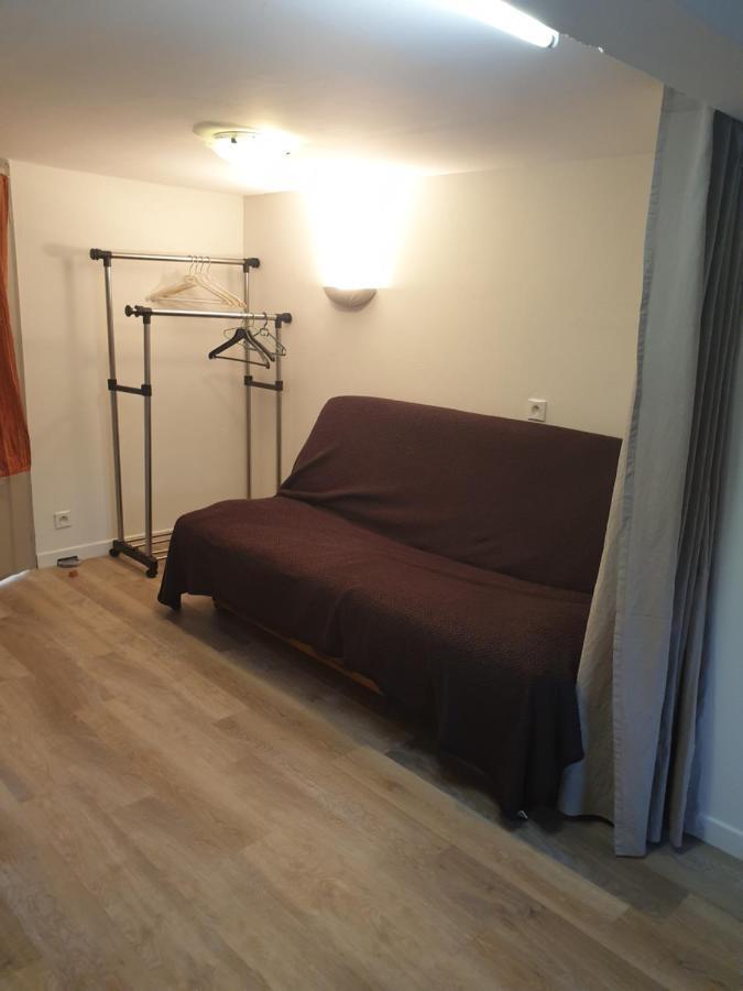 T1 Dans Maison Au Calme Realmont Exterior photo